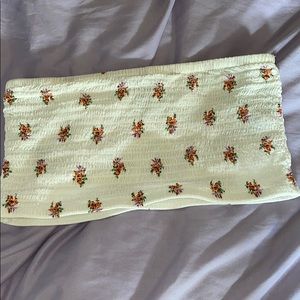 Crop top , cute no strap